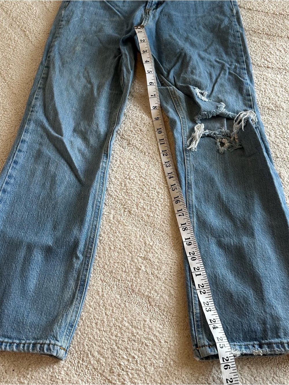 BDG Urban Outfitters Distressed Denim Jeans - Picture 3 of 7
